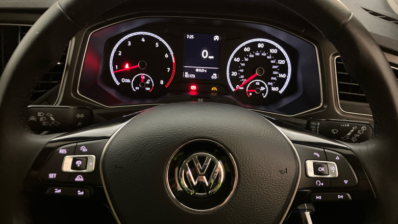 Volkswagen T-Roc 1.5 TSI EVO Design 5dr Petrol Hatchback